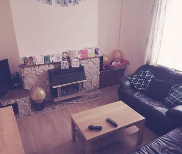 4 bedroom house to rent - Photo 2