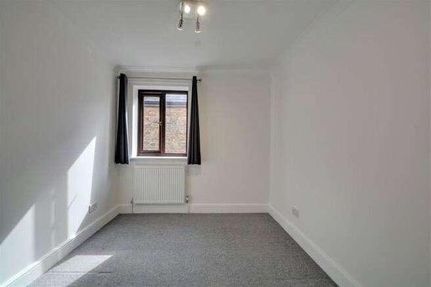 Crossways Road, Grayshott, Hindhead, Hampshire, GU26 - Photo 1