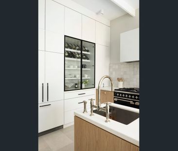 Refined Architectural Living in the Heart of North Bondi - Photo 6