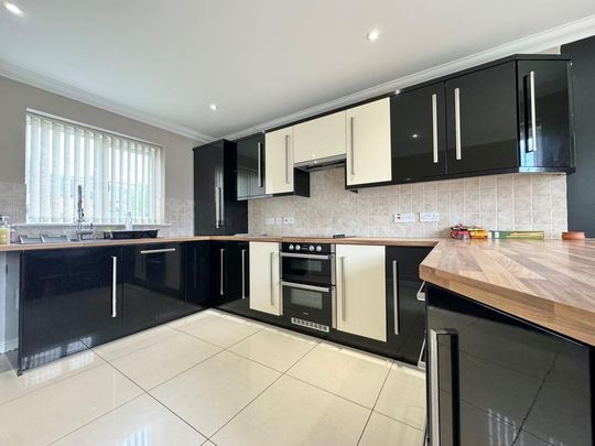 3 bedroom detached house to rent - Photo 1