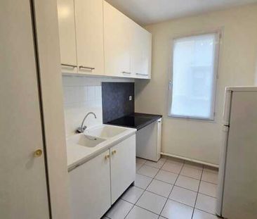 Location Appartement 2 pièces 51m² ORLEANS 45000 - Photo 4