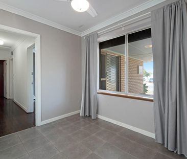 Convenience At Your Doorstep - Photo 2