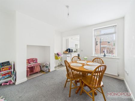 2 bedroom terraced house to rent - Photo 2