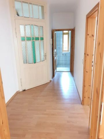 Dreiraumwohnung im charmanten Altbau - Foto 4