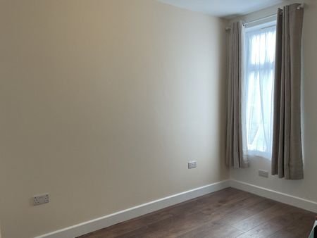 1 Bed Flat, Davies Lane, E11 - Photo 5