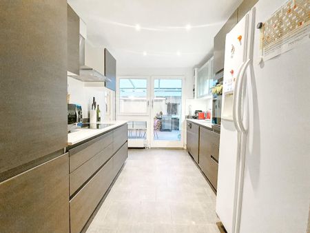 Exclusivity - 4 bedroom detached villa - close to Ecole Moser and Ecole Internationale - Photo 2