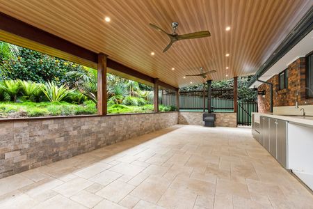 Renovated Family Home - Photo 2