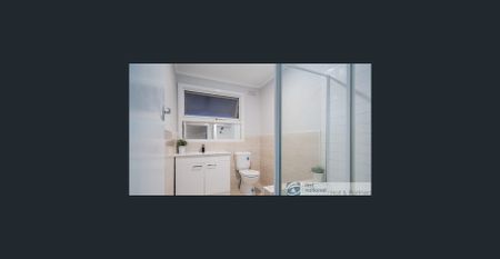 3 Bedroom Home In Great Location - Photo 3