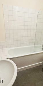 Garden Road, Clacton-On-Sea, Jaywick - Photo 3