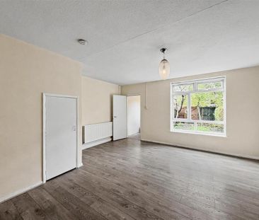 4 bedroom terraced house to rent - Photo 2