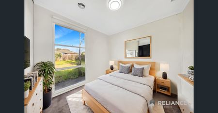 Spacious Family Home in a Prime Werribee Location - Photo 4