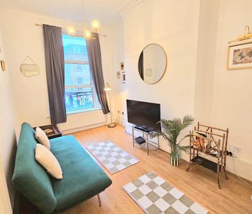 1 bedroom flat to rent - Photo 3