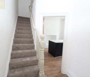 5 bedroom terraced house to rent - Photo 5
