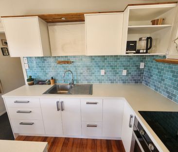 Furnished One bedroom unit in Regent - Photo 6