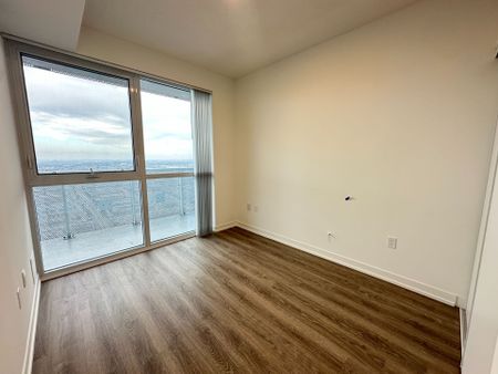 For Lease - 8 Interchange Way Unit# 5105, Vaughan, Ontario - Photo 4