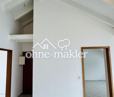 Lichtdurchflutete zentrale 3-Zi.-Wohnung mit hohen Decken und große... - Photo 5