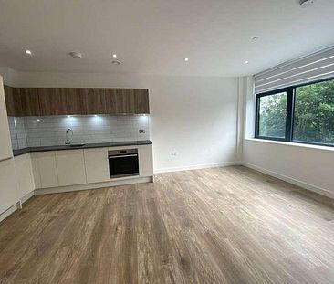 London Road, Staines-upon-thames, Surrey, TW18 - Photo 3