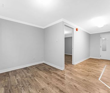 235 Charlotte St - Photo 2