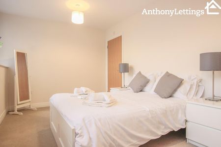 Skyline House, Swingate, Stevenage - Photo 3