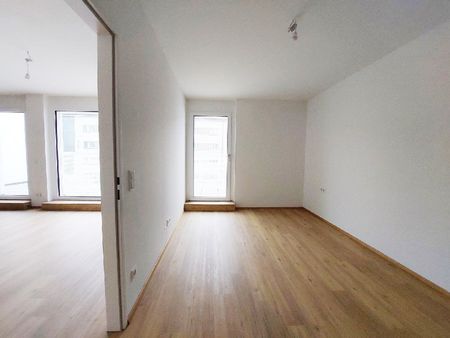 Helle und gemütliche 3-Zimmer-Wohnung mit großer Terrasse - Foto 2