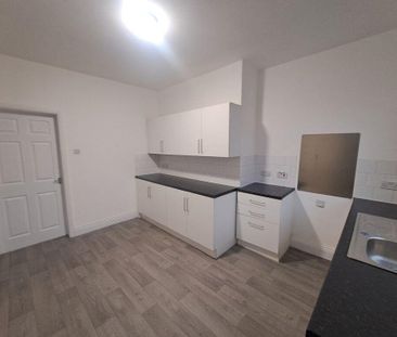 3 bedroom house to rent - Photo 2