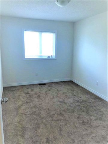 For Lease - 72 Palace Street, Thorold, Ontario - Photo 4