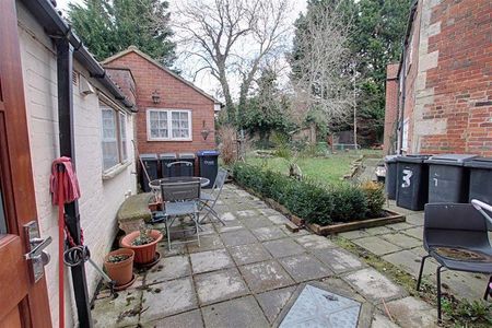 1 bedroom apartment to rent - Photo 3