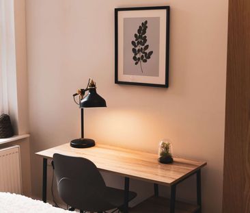 Professional Ensuite Rooms | Warrington Town Centre | From £600 PCM... - Photo 4