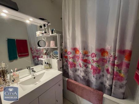 Location Appartement 2 pièces 42m² ST GEORGES DE DIDONNE 17110 - Photo 5