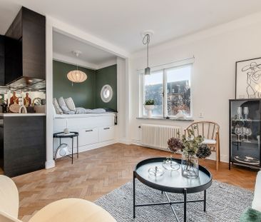 Valhallavägen, Stockholm - Photo 1