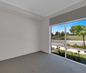 Lovely Three Bedroom Home in Baldivis - Photo 1