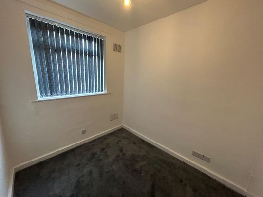 2 bedroom property to rent - Photo 1