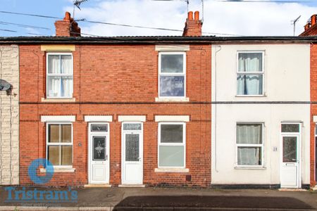 2 bed Mid Terraced House for Rent - Photo 5