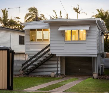 3 Bedroom house Redcliffe Contact Julie Sykes 0438 050 110 6 month ... - Photo 4