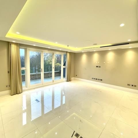 3 bedroom apartment to rent - Photo 1