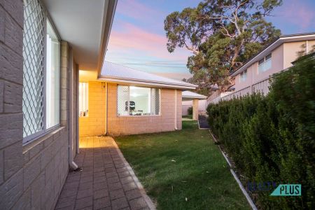 “Low Maintenance Family Home” - Photo 2