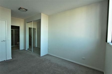 2 Bedroom Apartment For Lease! - Photo 5