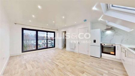 London Road, Wembley, HA9 - Photo 3