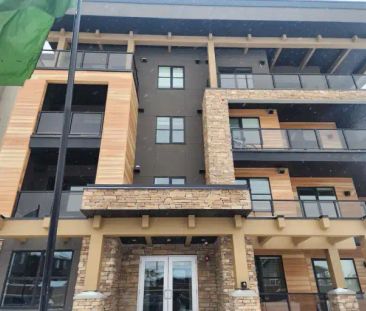 2 bedroom Condo in a great community | 108 - 55 Wolf Hollow Crescen... - Photo 1