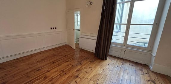 Plateau central très beau T3 avec garage - Photo 2