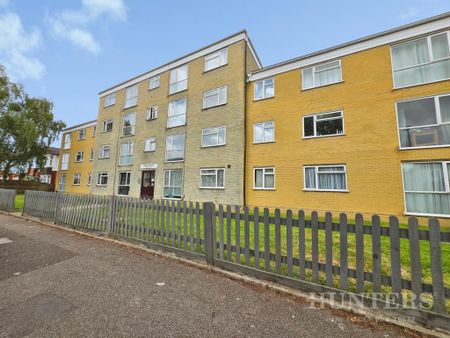 2 bedroom flat to rent - Photo 4