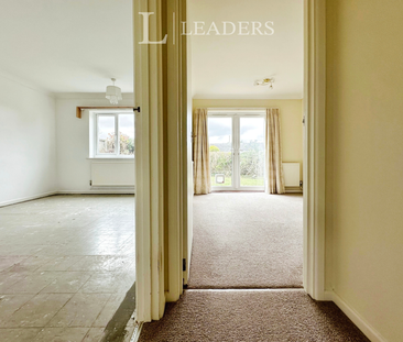 2 bedroom bungalow to rent 16 St. Clements Way, Brundall, Norwich, ... - Photo 1