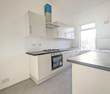 Mansfield Road, Ilford, IG1 - Photo 2