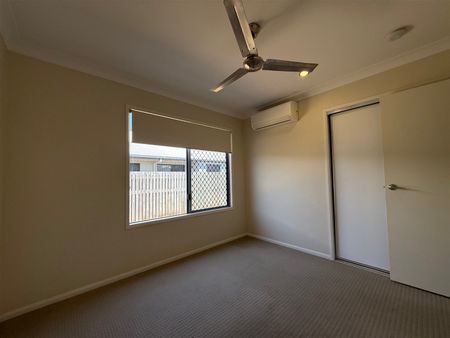 MODERN 3 BEDROOM HOME IN BURDELL - Photo 2