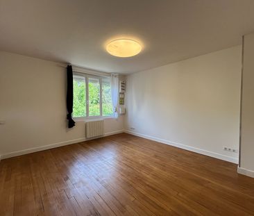 Location appartement 3 pièces, 57.00m², Puy-l'Évêque - Photo 1