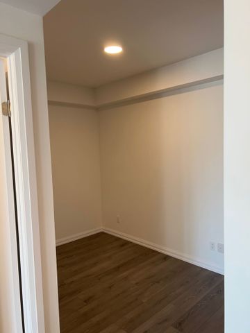 For Lease - 4208 Dundas Street Unit# 310, Toronto, Ontario - Photo 3