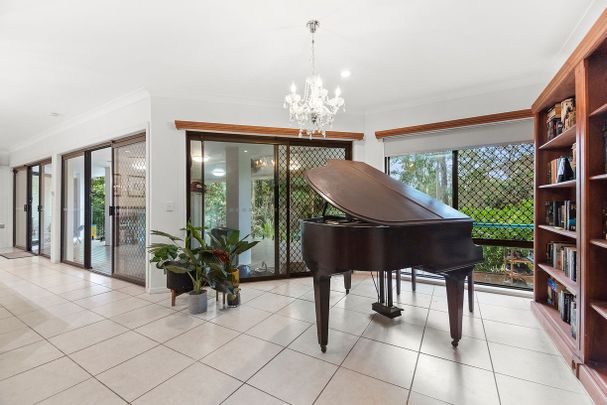 Fergus Court Lodge - A Unique Lifestyle Property with Space for Family, Business & Entertaining - Photo 1