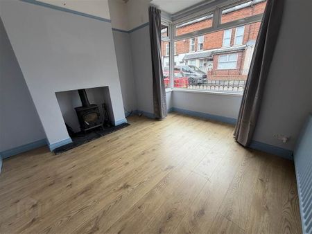 42 Woodcot Avenue, Belfast, BT5 5JA - Photo 3