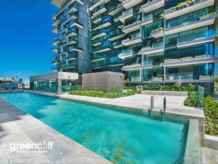 Chippendale - Photo 4