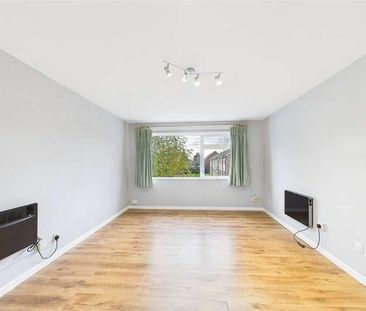 Brunel Close, Maidenhead, Berkshire, SL6 - Photo 1